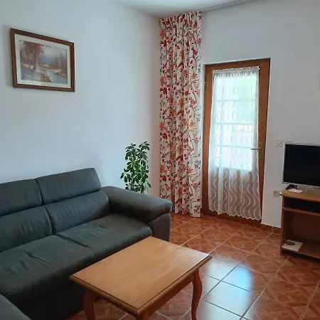 Ivicek Apartament *
